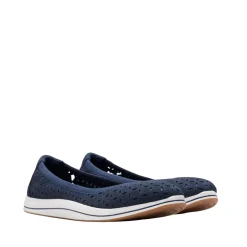 BREEZE ROAM