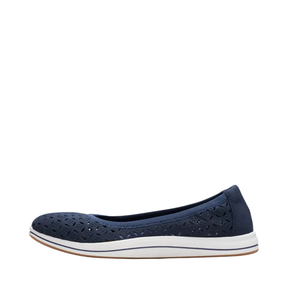 BREEZE ROAM