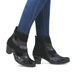 D8798