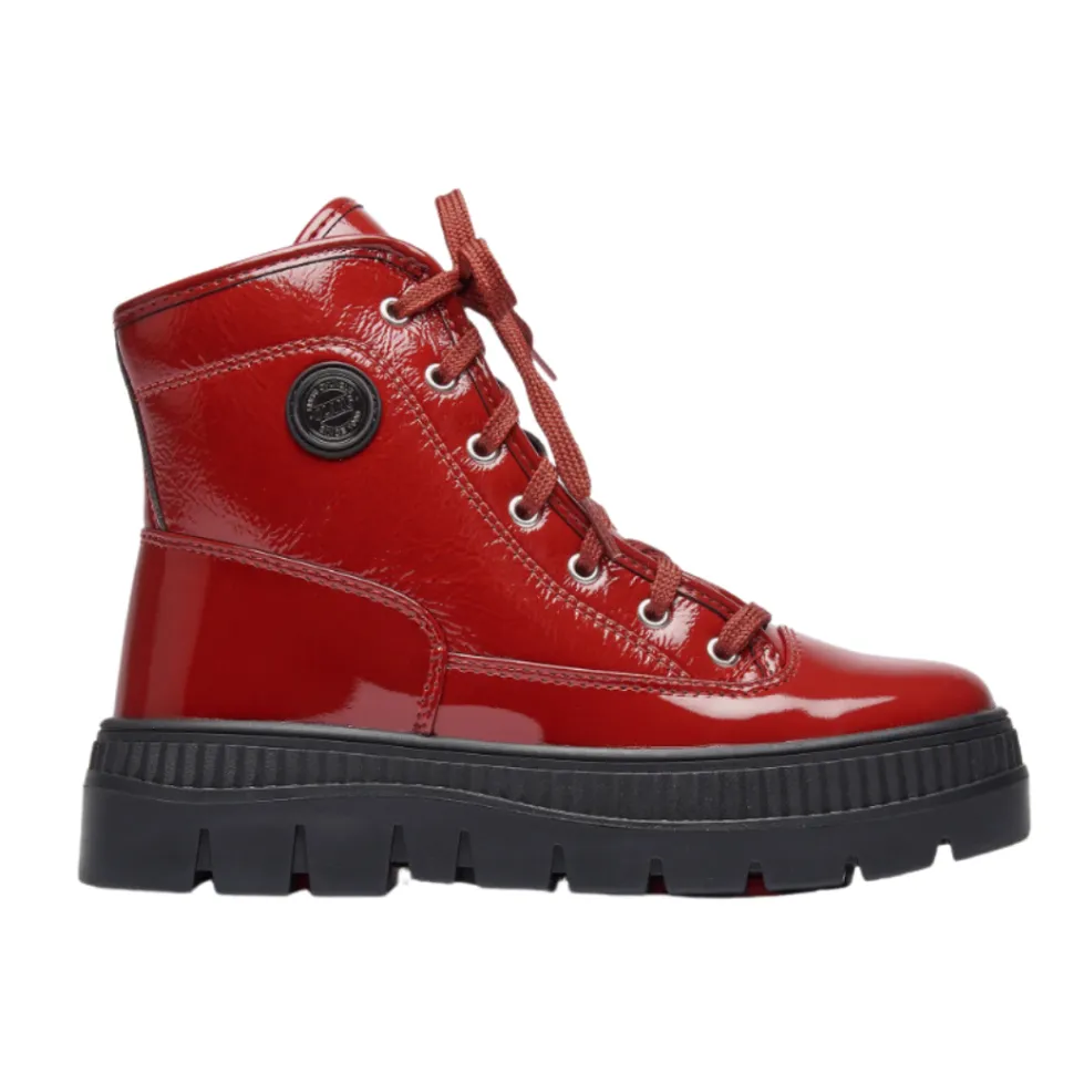 SPELL - boots with pivoting grip